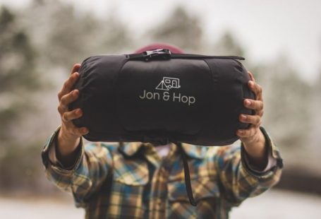 Sleeping Gear - person holding Jon & Hop bag
