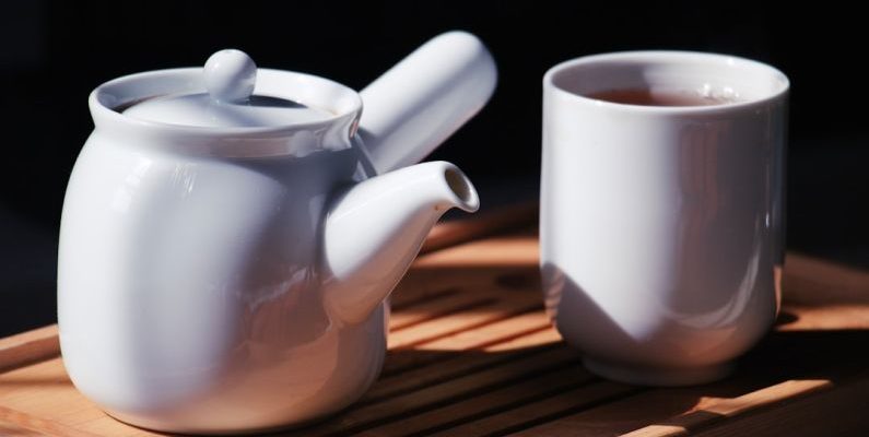 Tea Culture - white teapot with cup